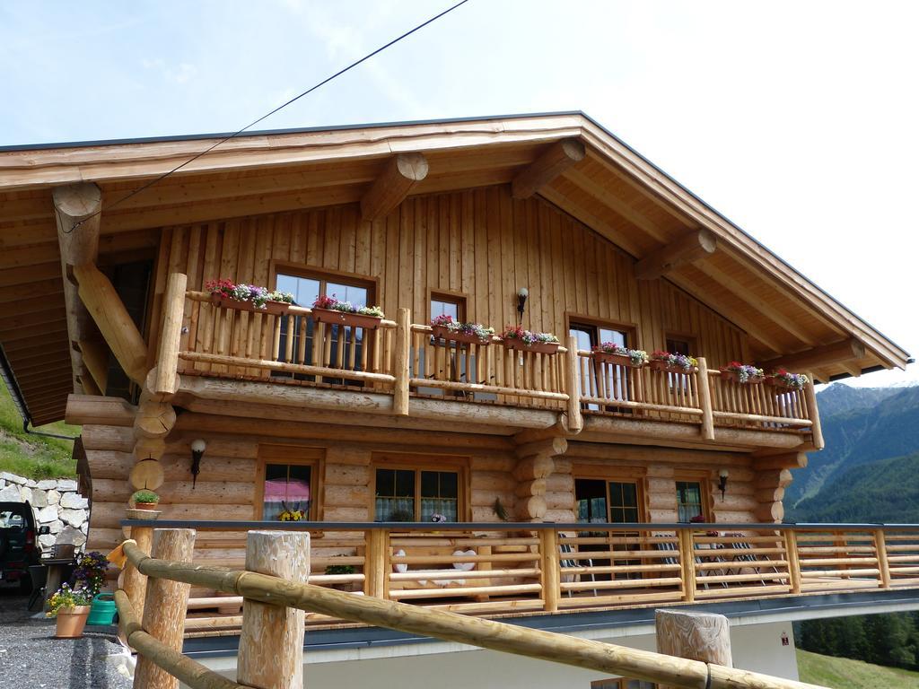Holzberghof Apartment Umhausen Exterior foto