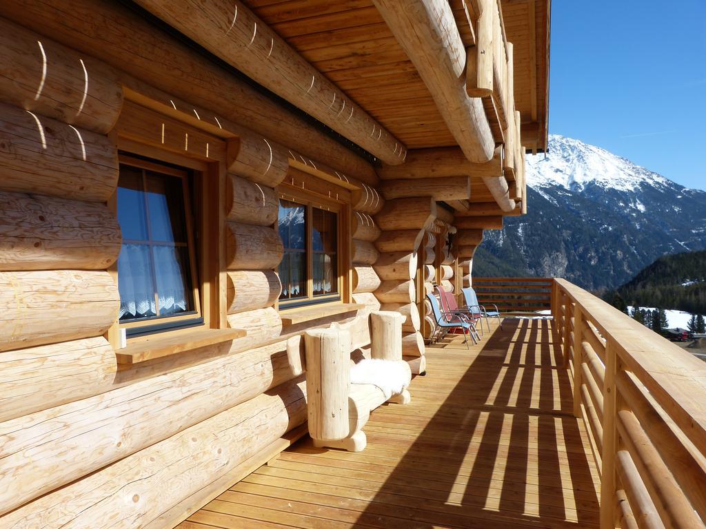 Holzberghof Apartment Umhausen Exterior foto